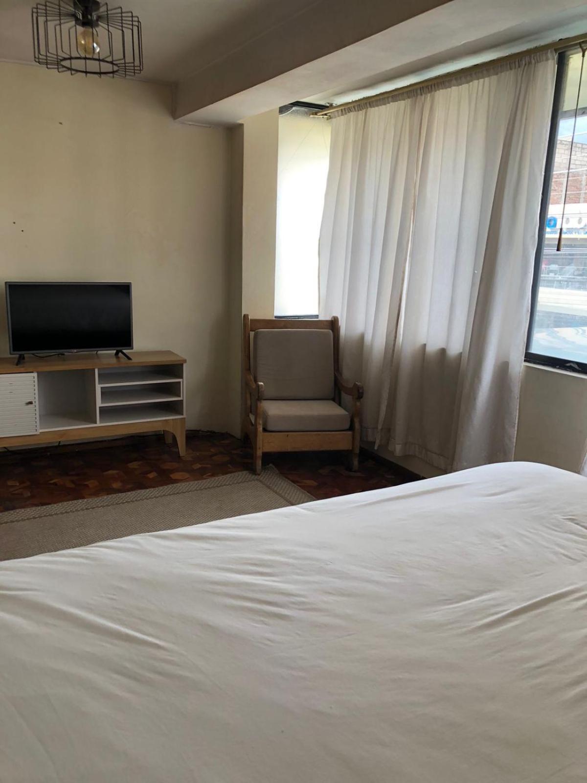 Gh Plaza Hotell Riobamba Rum bild